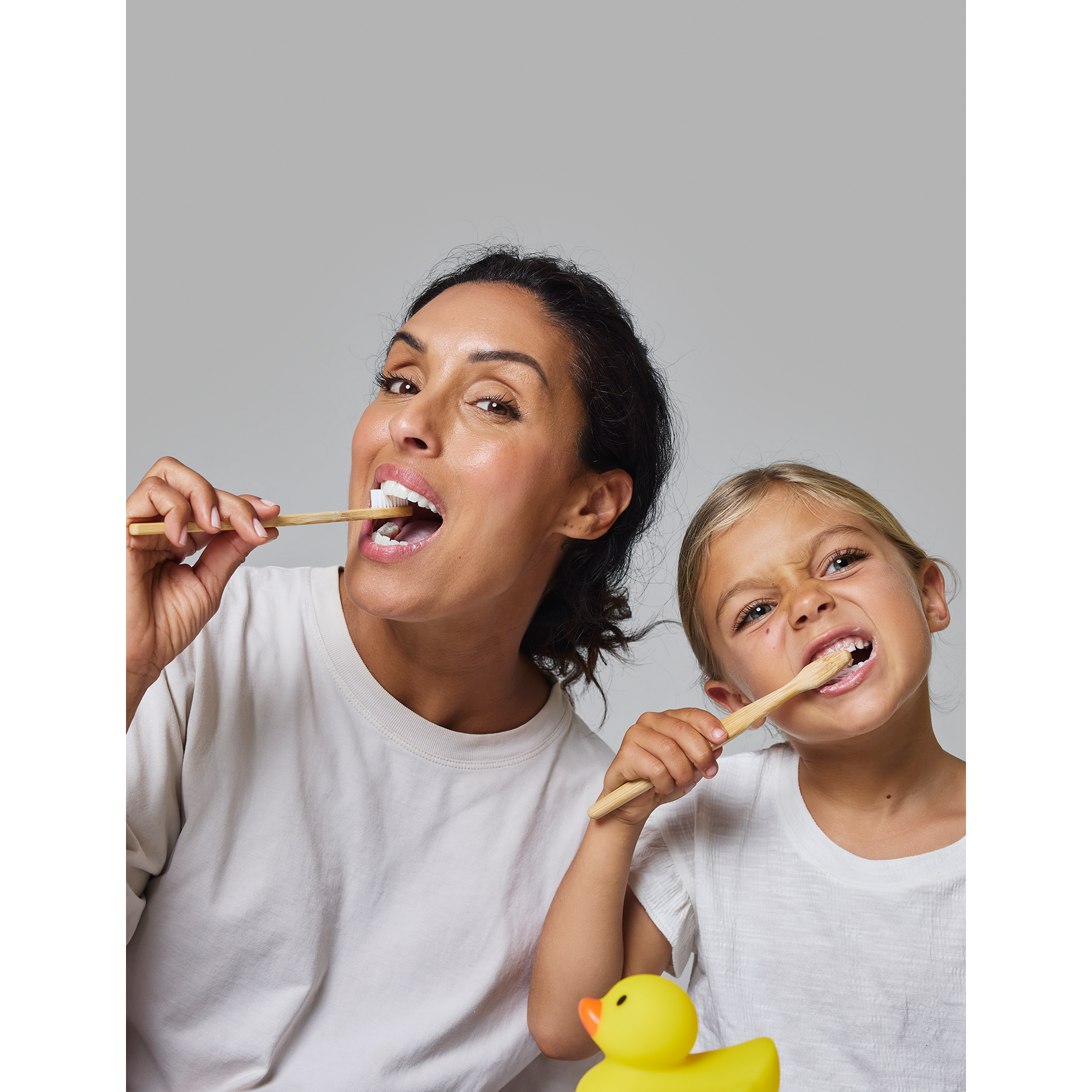 Davids kids + adults nano-hydroxyapatite premium toothpaste / mild mint / 4 oz-AlchePharma