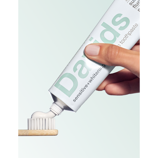 Davids sensitive+whitening nano-hydroxyapatite premium toothpaste / peppermint / 4 oz-AlchePharma
